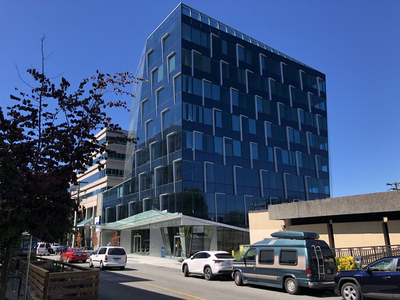 Regus - 525 West 8th